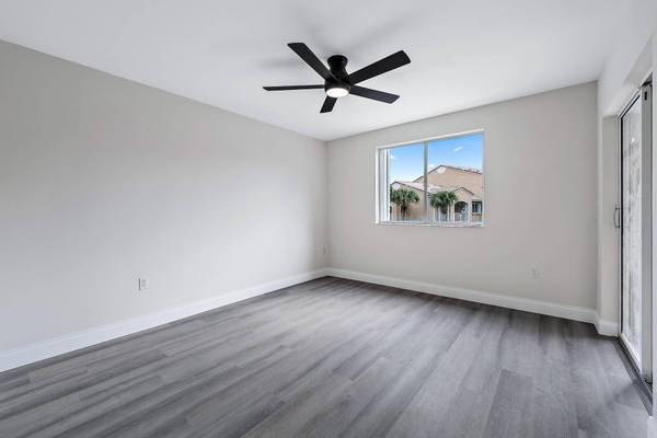 236 Village BLVD 1205, Tequesta, FL 33469