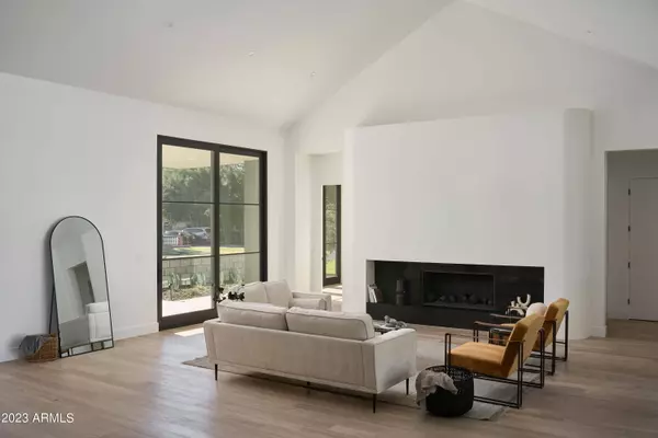 5434 E Flower Street, Phoenix, AZ 85018