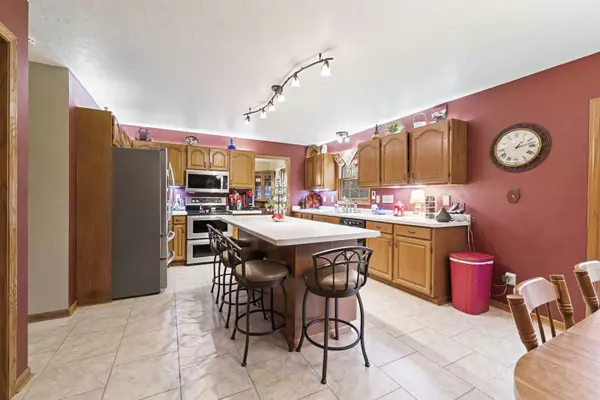 39004 89th Street, Burlington, WI 53105