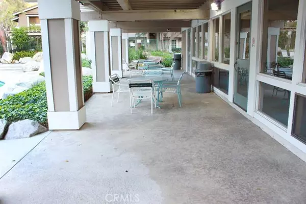 289 Streamwood, Irvine, CA 92620