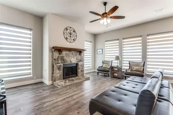 4737 Water Lily Lane, Fort Worth, TX 76036