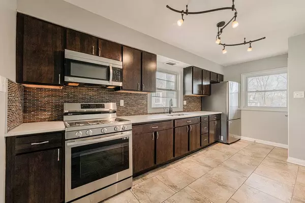 14823 Perry AVE, South Holland, IL 60473