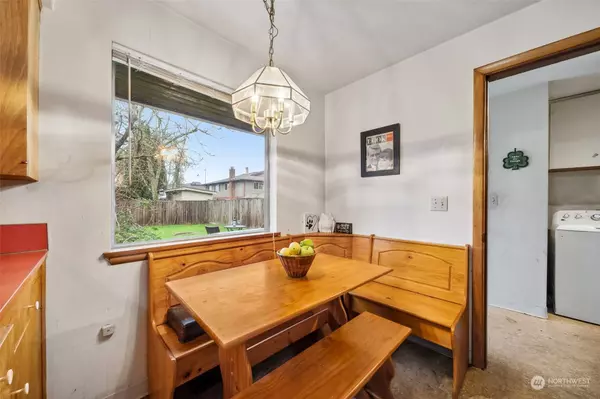 2425 I ST NE, Auburn, WA 98002