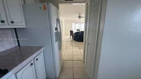 6720 Arbor Dr #208, Miramar, FL 33023