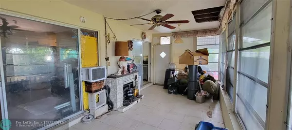 9341 NW 26th St, Sunrise, FL 33322