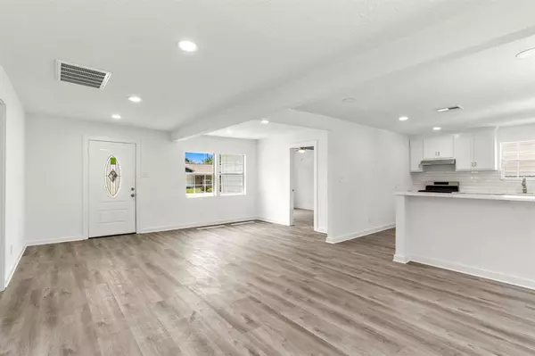 3426 Milbrad ST, Houston, TX 77026