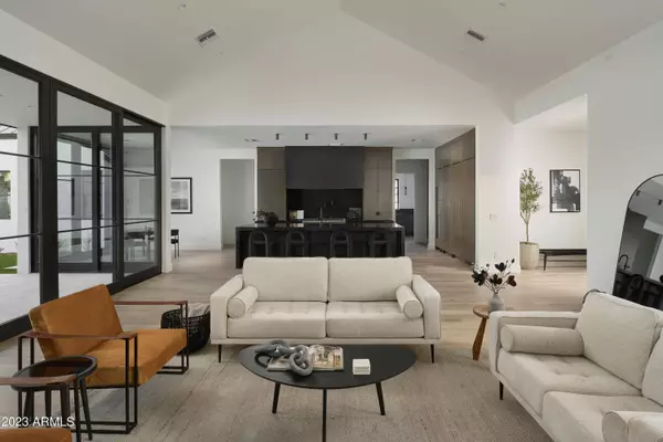 5434 E Flower Street, Phoenix, AZ 85018