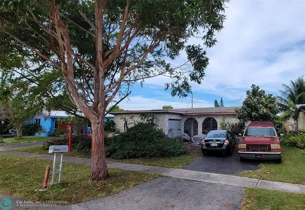 9341 NW 26th St, Sunrise, FL 33322