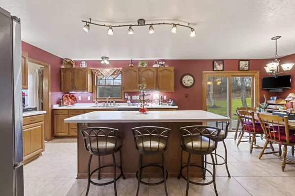 39004 89th Street, Burlington, WI 53105