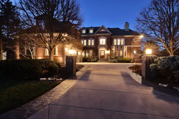 9062 Bay Breeze CT, Indianapolis, IN 46236