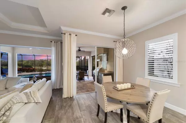 11423 GOLDEN BAY PL, Bradenton, FL 34211