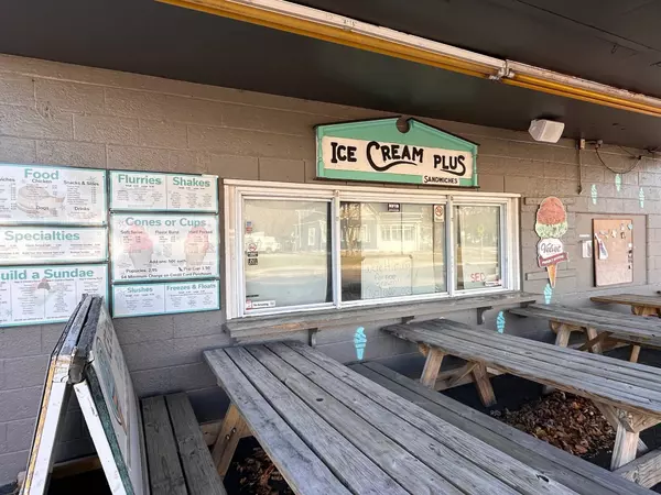 201 E Pendleton AVE, Lapel, IN 46051