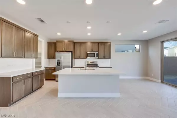 6931 Desert Finch Street, North Las Vegas, NV 89084