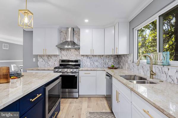 642 CHESTER AVE, Moorestown, NJ 08057