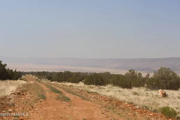 0 Cedar ST, Seligman, AZ 86337