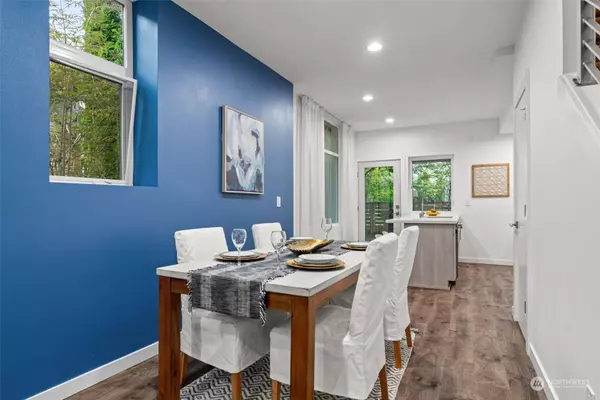 1058 S Cloverdale ST #A, Seattle, WA 98108