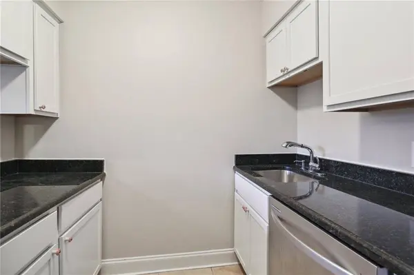 318 LAKE MARINA AVE #104, New Orleans, LA 70124