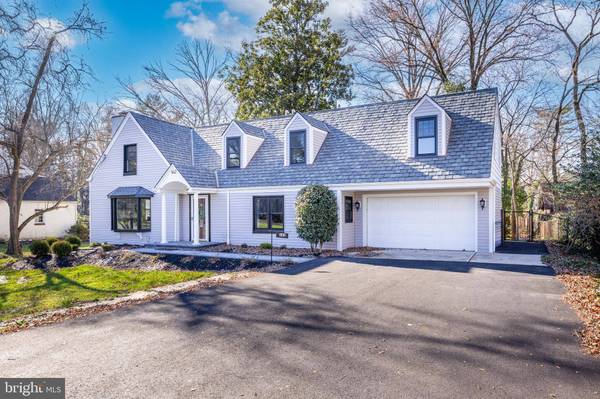 642 CHESTER AVE, Moorestown, NJ 08057