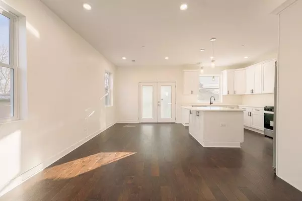 2821 140th ST, Blue Island, IL 60406