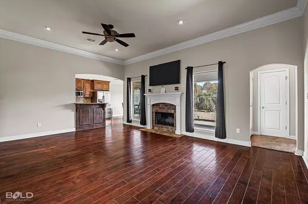 9067 Cottage Ridge Drive, Shreveport, LA 71106