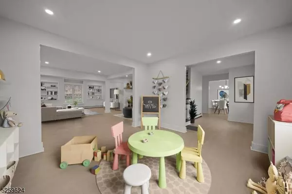 4 Ekes Court, Vernon Twp., NJ 07461