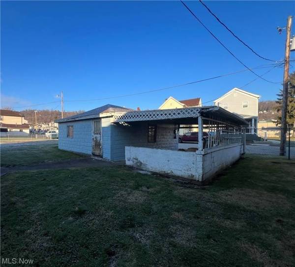 405 407 Broadway ST, Martins Ferry, OH 43935