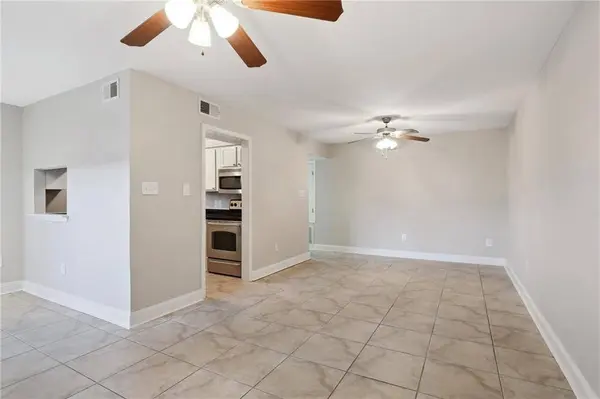 318 LAKE MARINA AVE #104, New Orleans, LA 70124