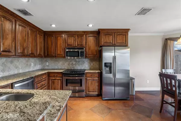 9067 Cottage Ridge Drive, Shreveport, LA 71106