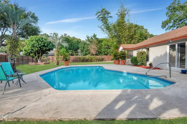 7214 WOODVILLE CRES, Orlando, FL 32819