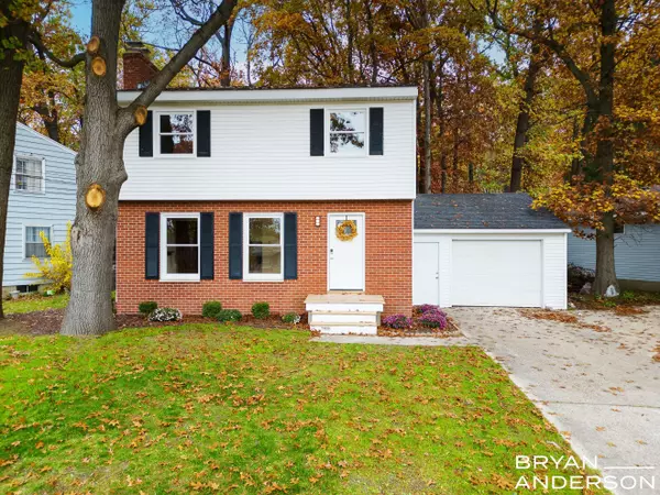 4932 Fuller SE Avenue, Kentwood, MI 49508