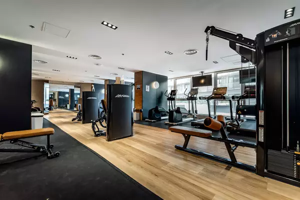 101 Rue Peel #2355, Montréal, QC H3C 0Y1