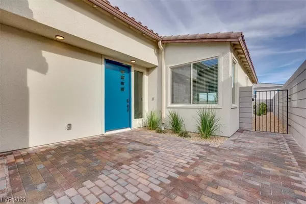 10006 Egan Valley Street, Las Vegas, NV 89166