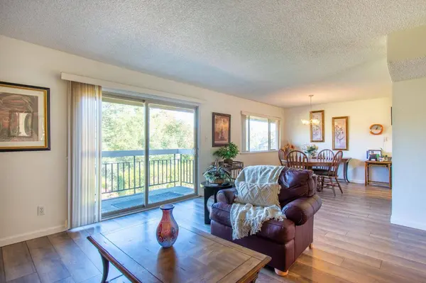 9160 Madison AVE, Fair Oaks, CA 95628