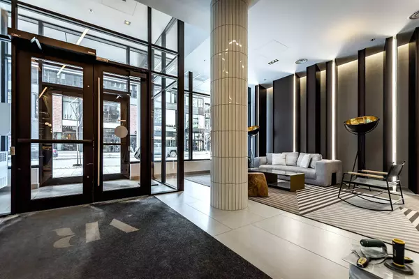 101 Rue Peel #2355, Montréal, QC H3C 0Y1