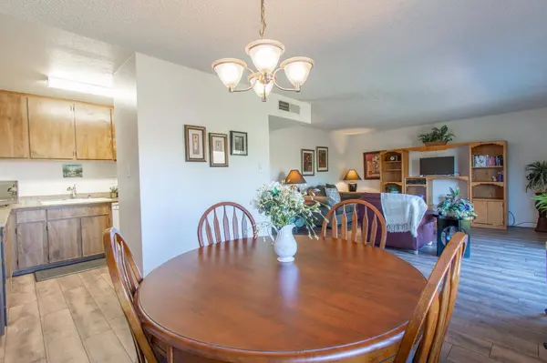 9160 Madison AVE, Fair Oaks, CA 95628