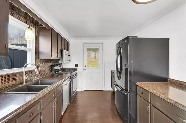 2700 Sapling St, Allison Park, PA 15101