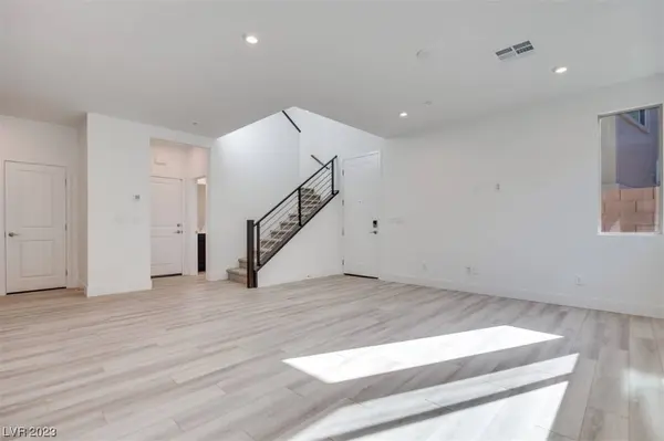 681 Infinity Ridge Street, Las Vegas, NV 89138