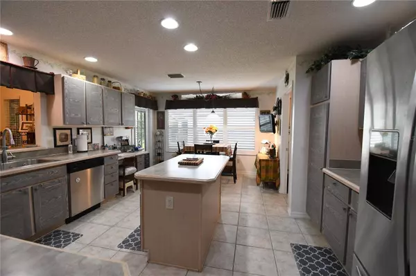 17184 SE 93RD YONDEL CIR, The Villages, FL 32162