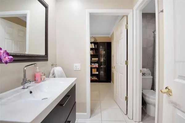 7214 WOODVILLE CRES, Orlando, FL 32819