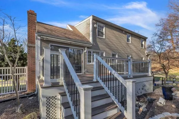 127 Northridge Rd, Westfield, MA 01085