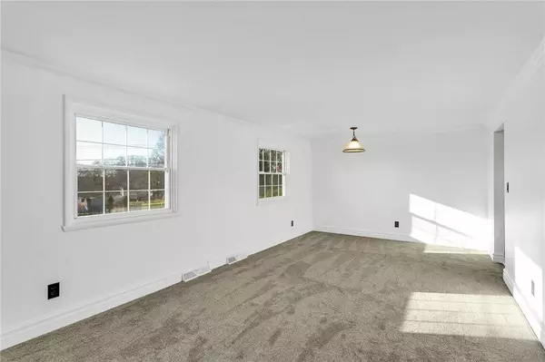 2700 Sapling St, Allison Park, PA 15101