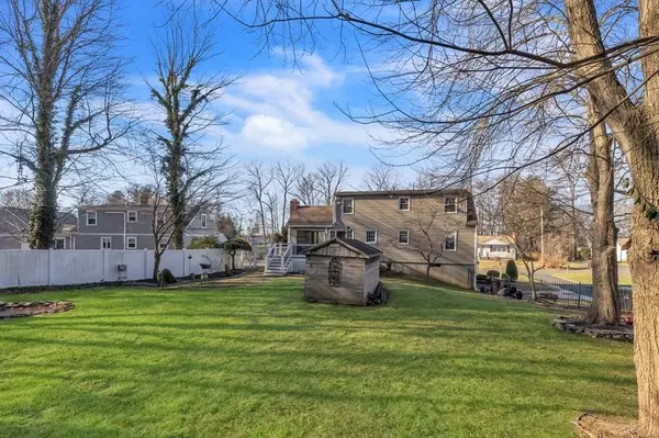 127 Northridge Rd, Westfield, MA 01085