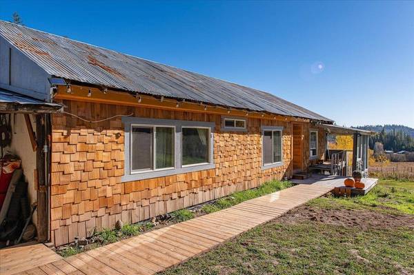 1354 S Basin Dr, Colville, WA 99114