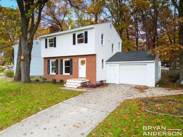 4932 Fuller SE Avenue, Kentwood, MI 49508