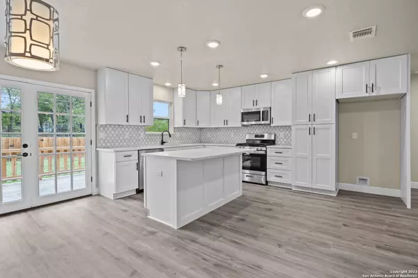 1007 POINSETTIA, San Antonio, TX 78202-2639