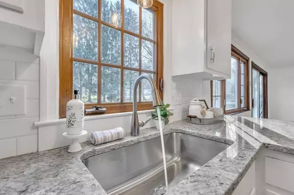 127 Northridge Rd, Westfield, MA 01085