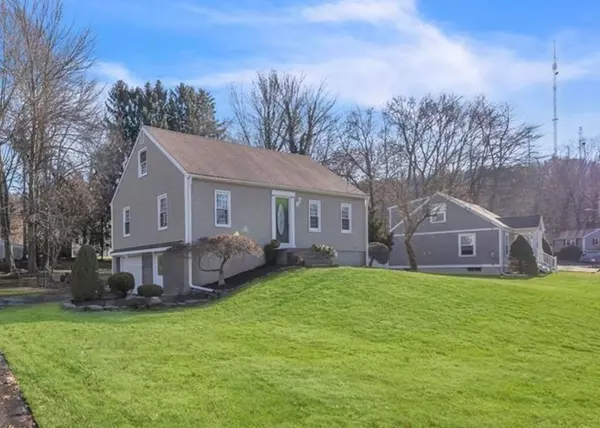 127 Northridge Rd, Westfield, MA 01085