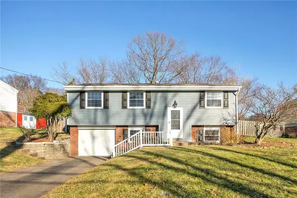 2700 Sapling St, Allison Park, PA 15101