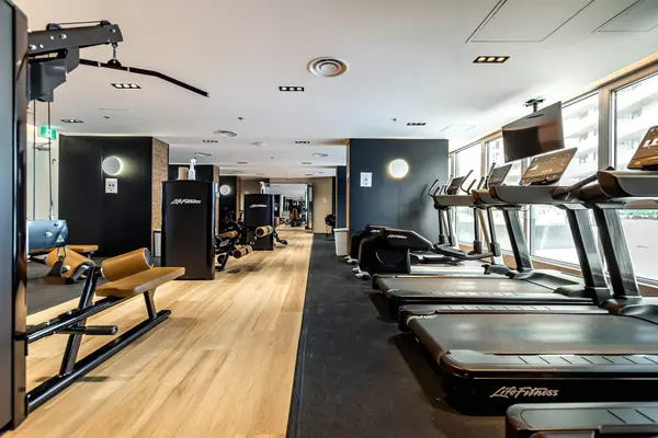 101 Rue Peel #2355, Montréal, QC H3C 0Y1