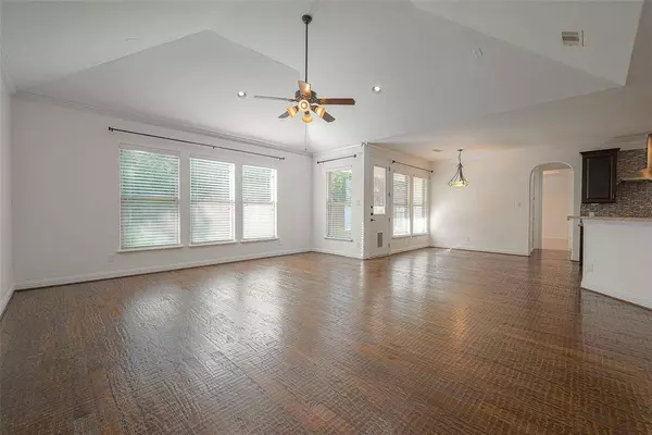 18718 Bella Cascata, Shenandoah, TX 77381